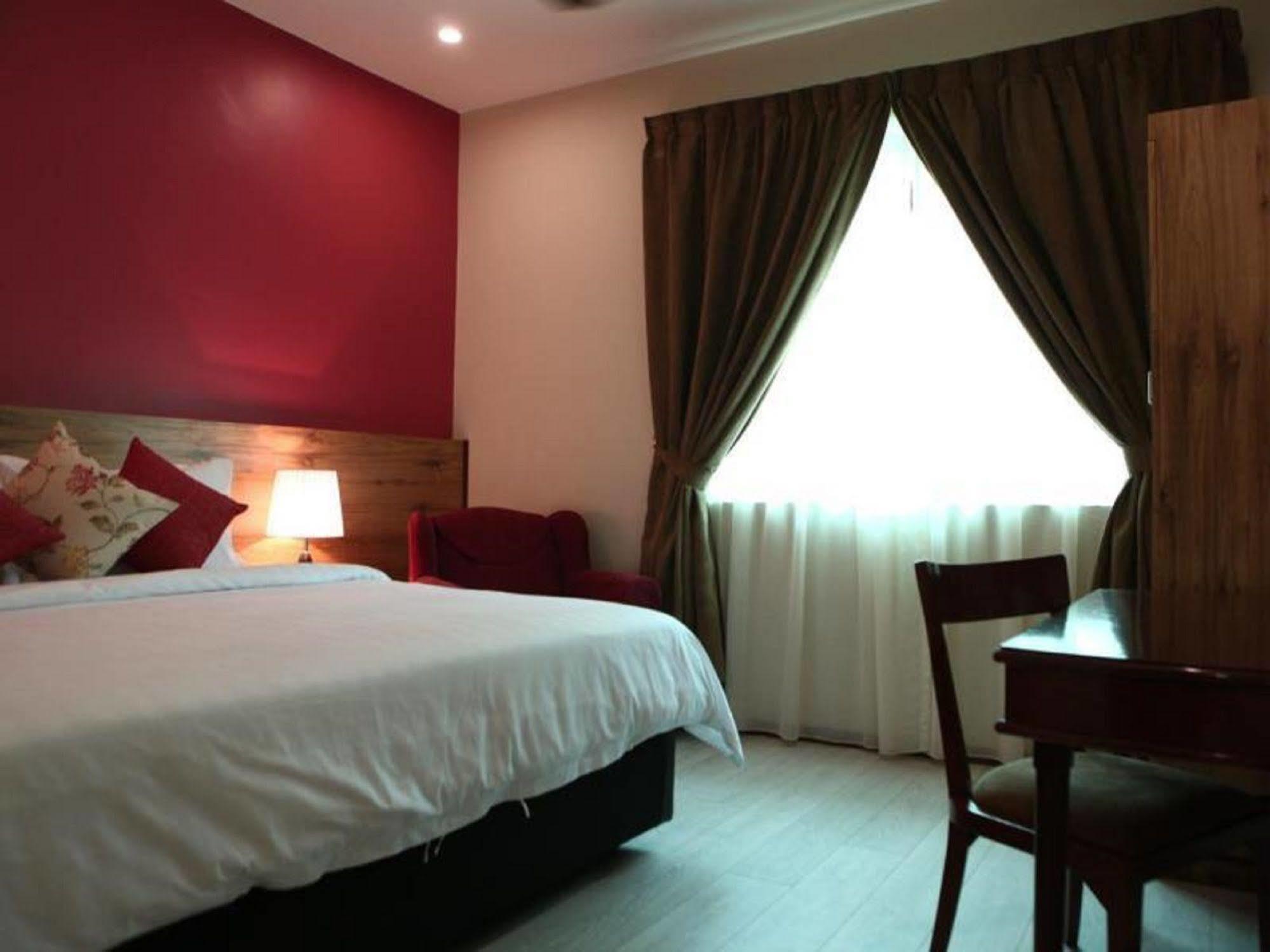 Eden54 * Kota Kinabalu